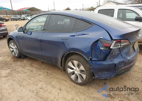 2023 Tesla Model Y Awd/Long Range Dual Motor All-Wheel Drive z USA, uszkodzony, nr VIN 7SAYGDEE1PA189618